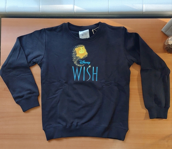 Kids Disney's Wish movie sweatshirt. Brand New with Tags 🌟🌟🌟 - Picture 7 of 11
